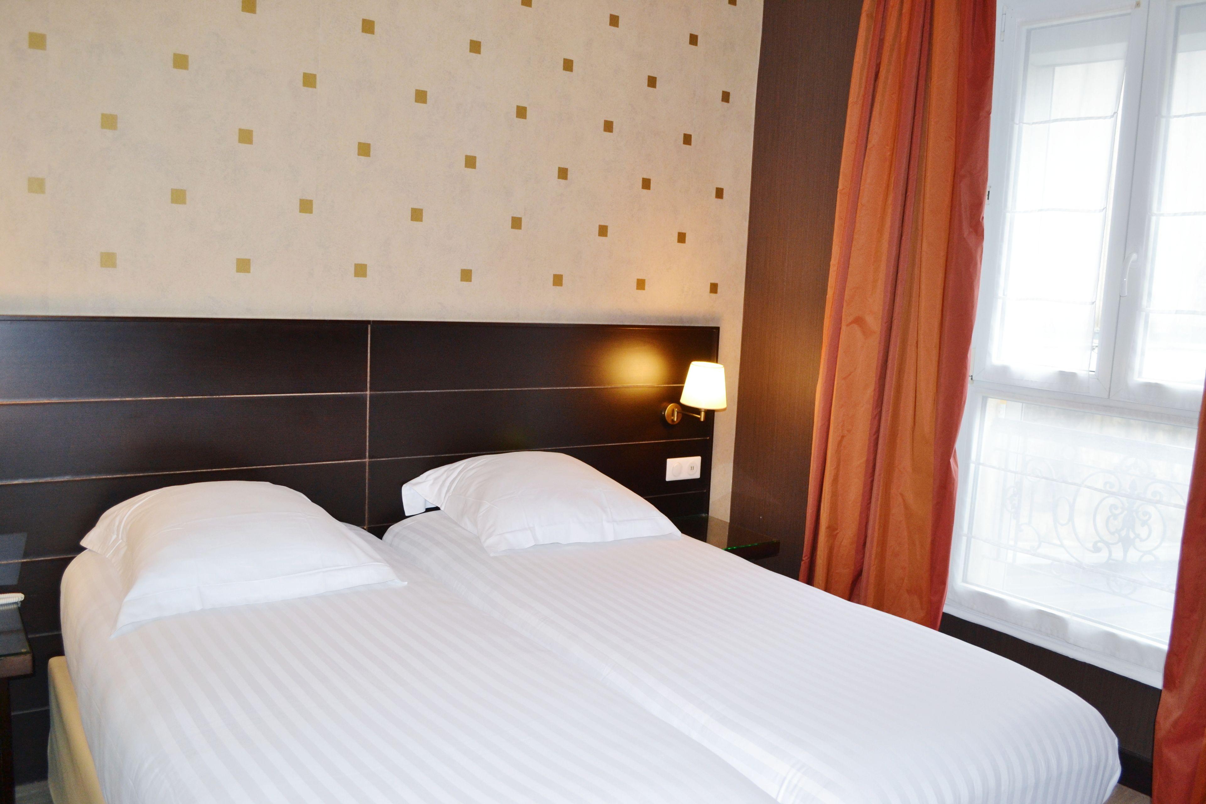 De L'exposition - Tour Eiffel Paris