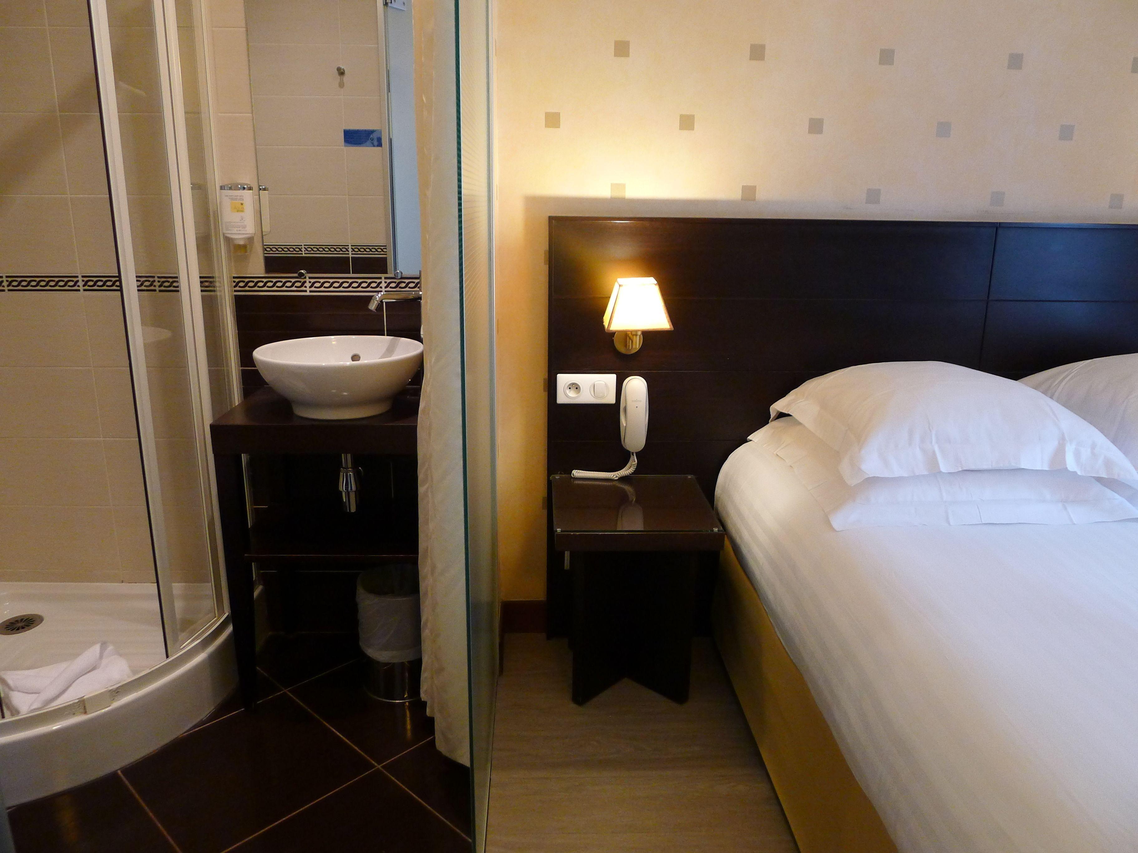 De L'exposition - Tour Eiffel 3*