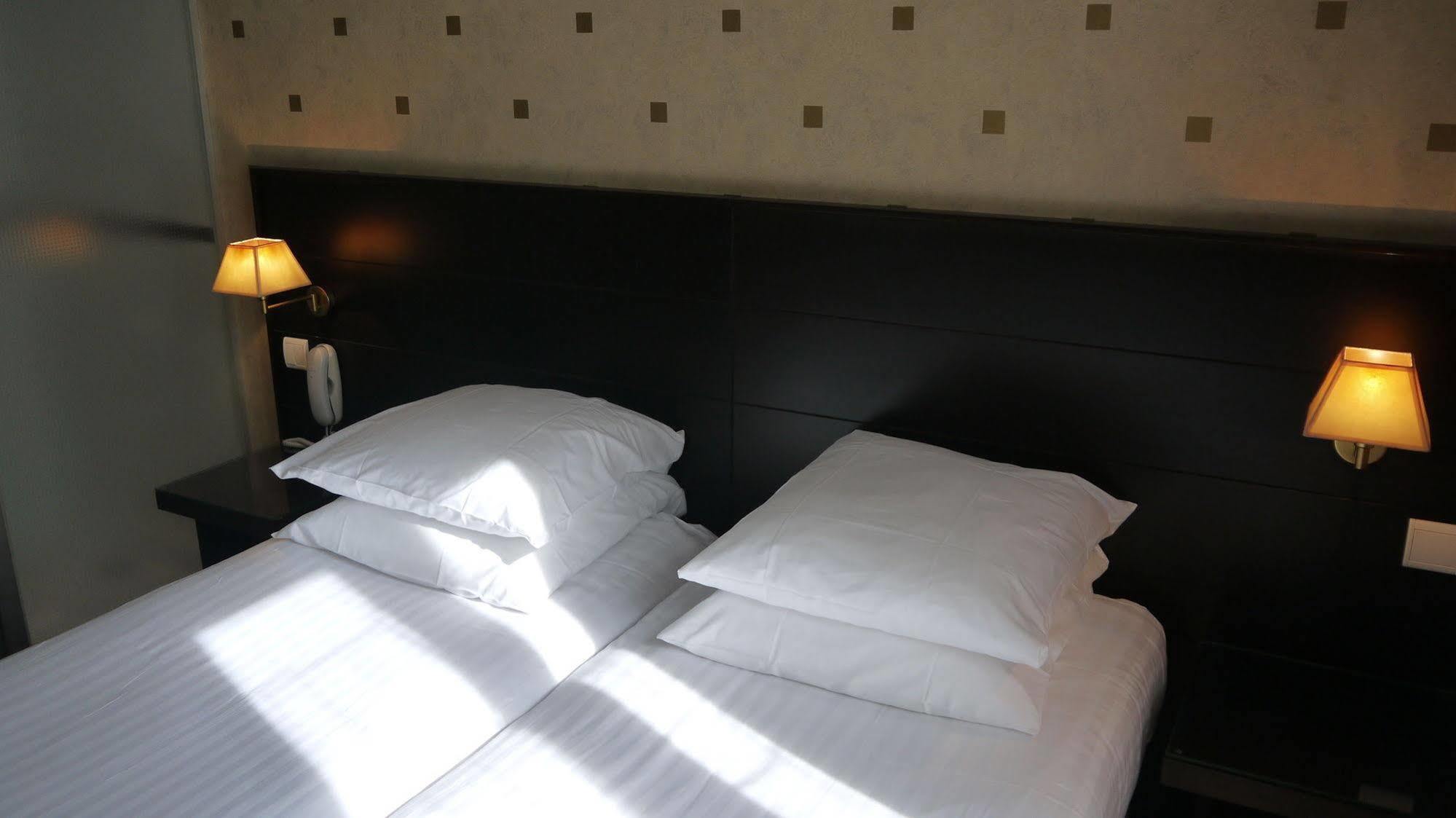 Hotel De L'exposition - Tour Eiffel Paris