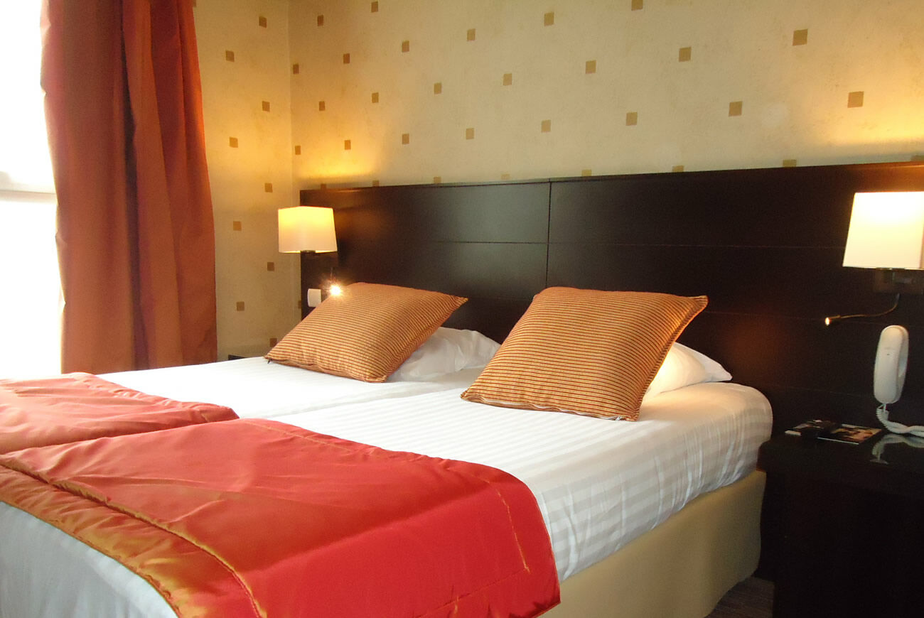 De L'exposition - Tour Eiffel Paris